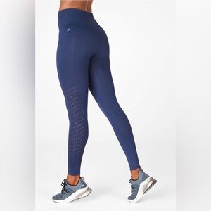 Fabletics Sync High Waisted Perforated 7/8 Leggings